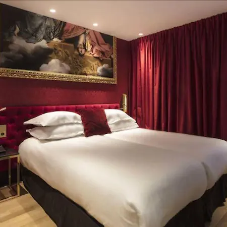 Eiffel Petit Louvre Hotel Paris