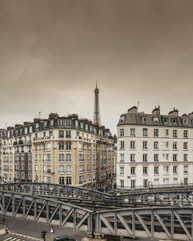 Eiffel Petit Louvre Hotel 3*