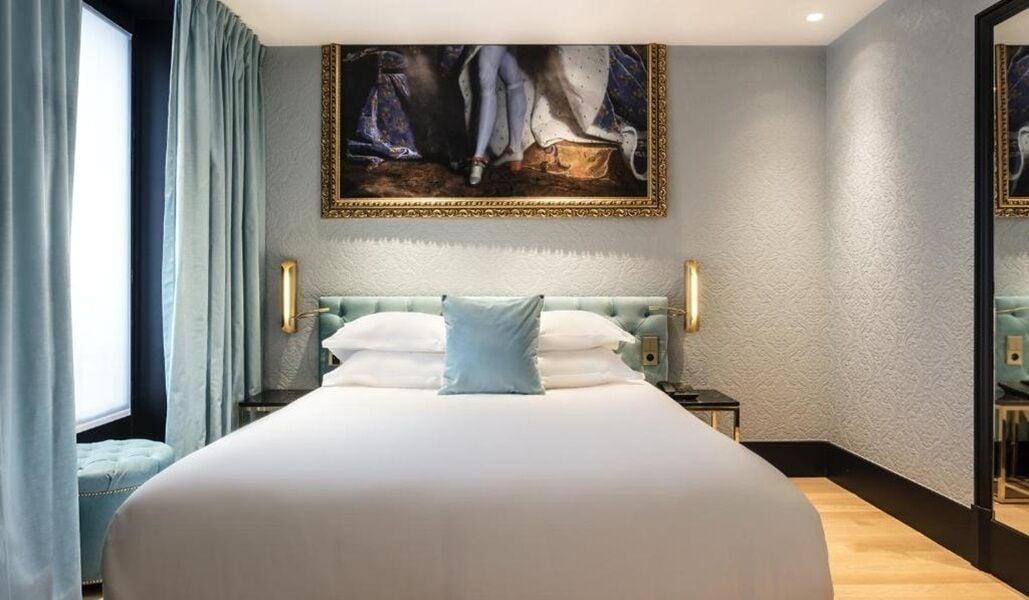 Hotel Eiffel Petit Louvre 3*