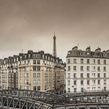 Eiffel Petit Louvre 3* Parigi