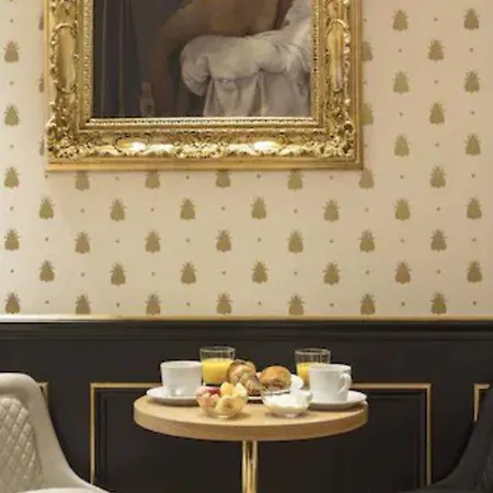 Eiffel Petit Louvre Hotel Parigi
