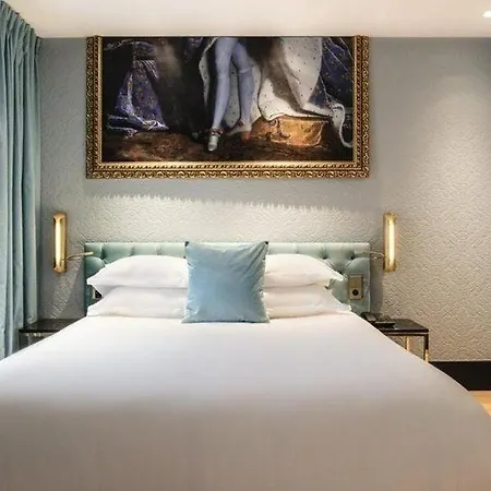 Hotel Eiffel Petit Louvre 3*