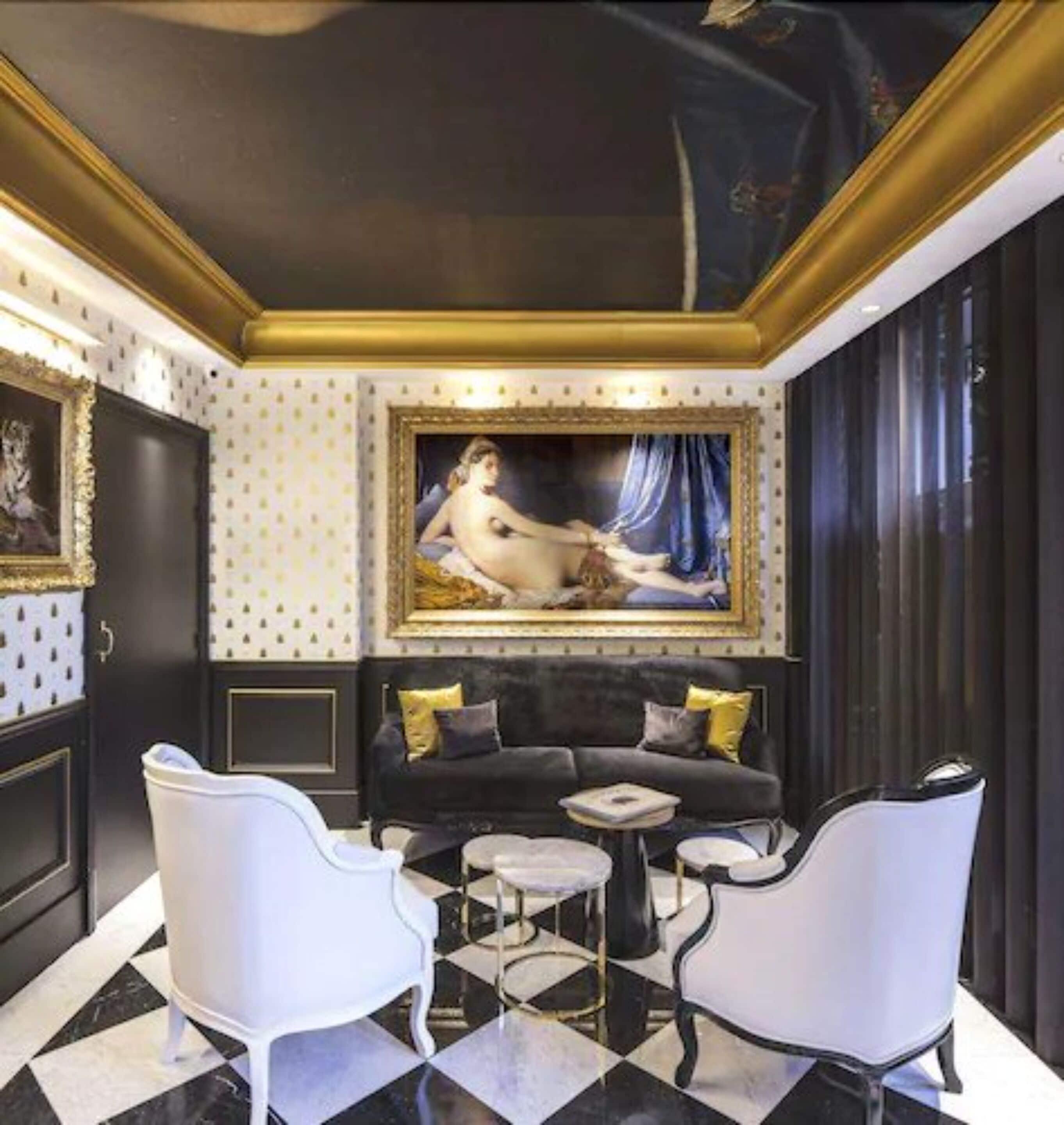 Eiffel Petit Louvre Hotel 3*